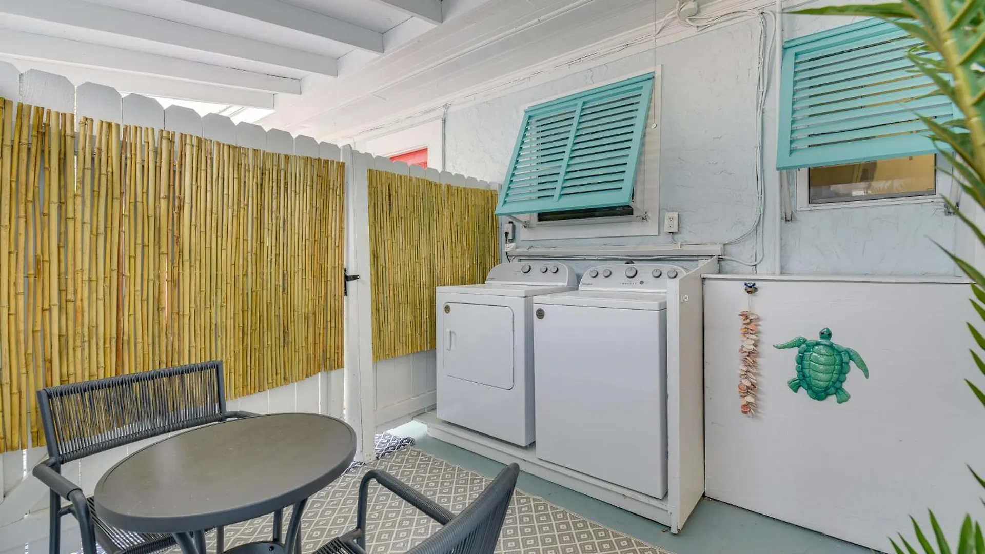 Fort Walton Beach Bungalow With Private Hot Tub! 0*, Fort Walton Beach