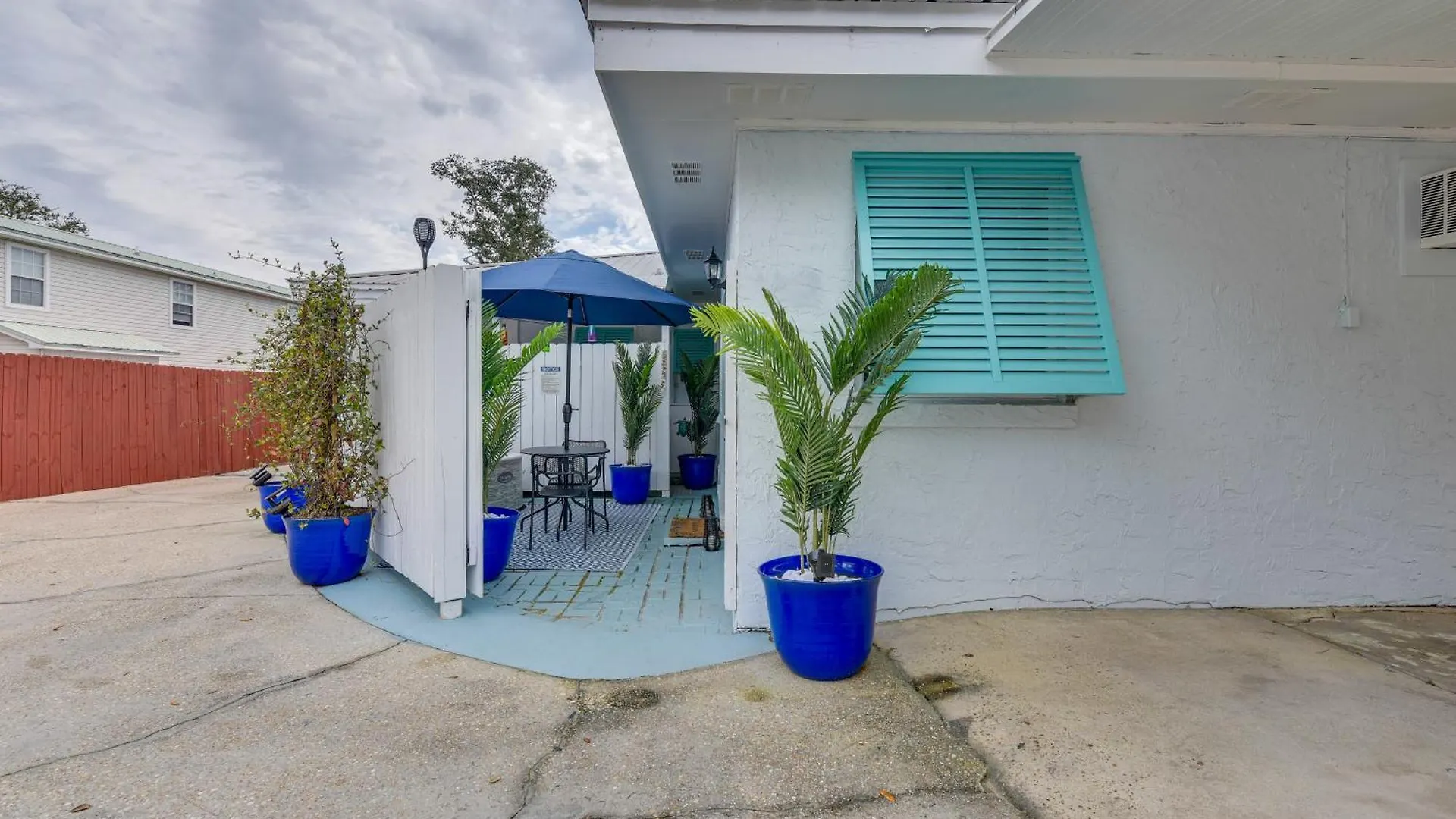 Fort Walton Beach Bungalow With Private Hot Tub! Apartment