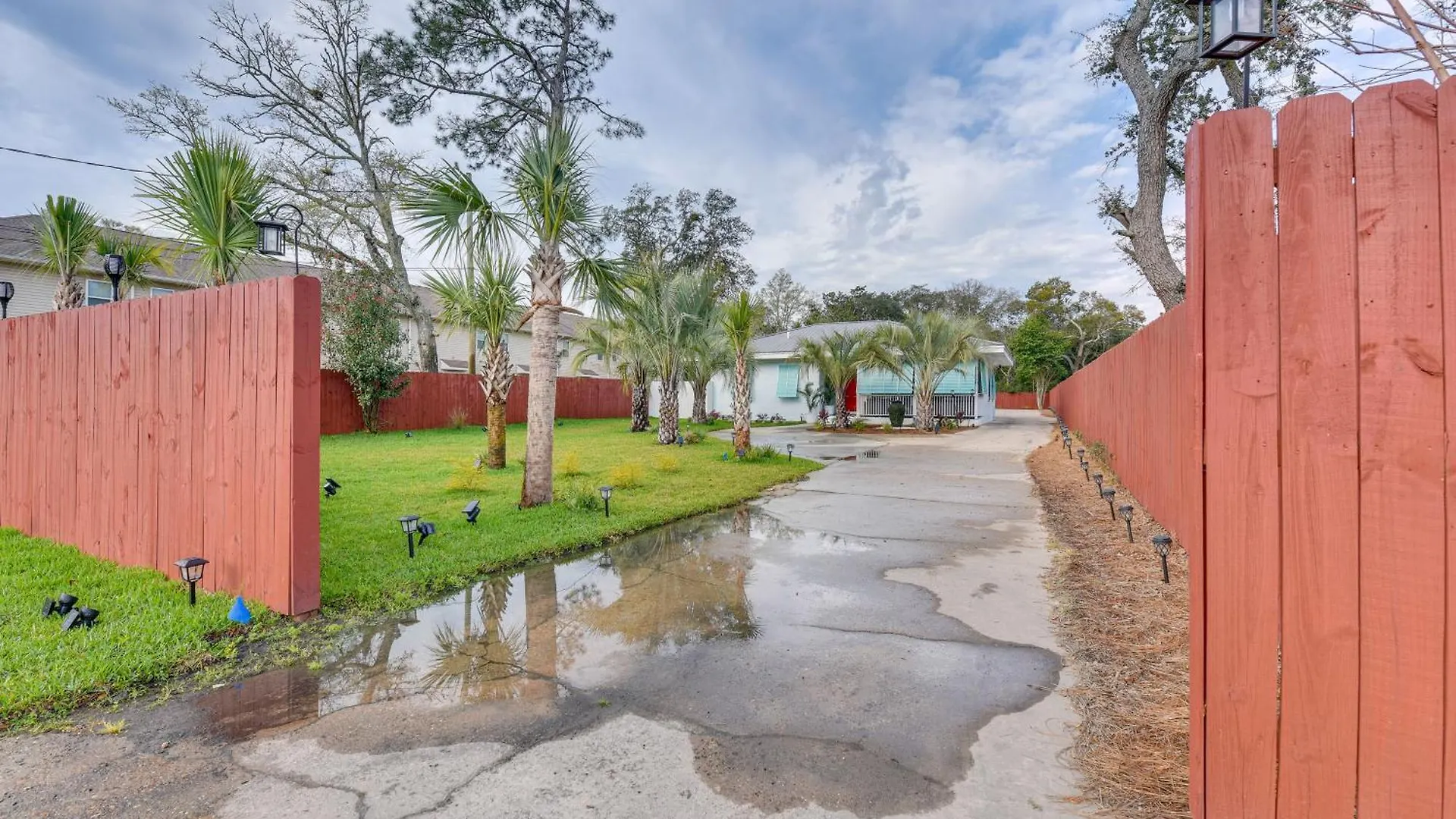 Apartment Fort Walton Beach Bungalow With Private Hot Tub!