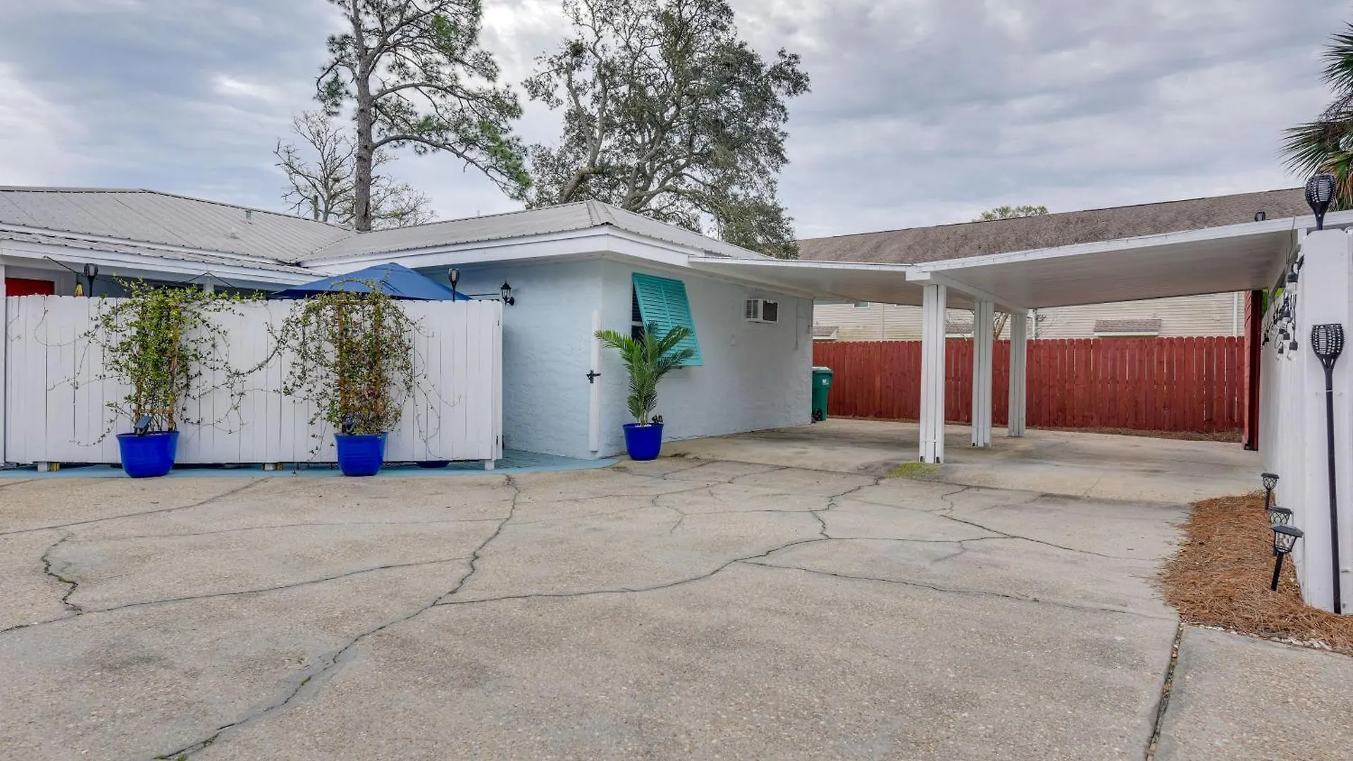 Fort Walton Beach Bungalow With Private Hot Tub! 0*, Fort Walton Beach United States