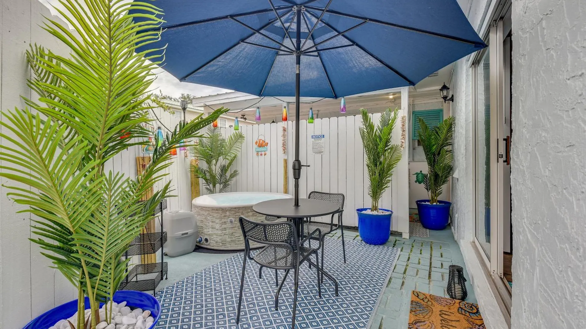 Fort Walton Beach Bungalow With Private Hot Tub!